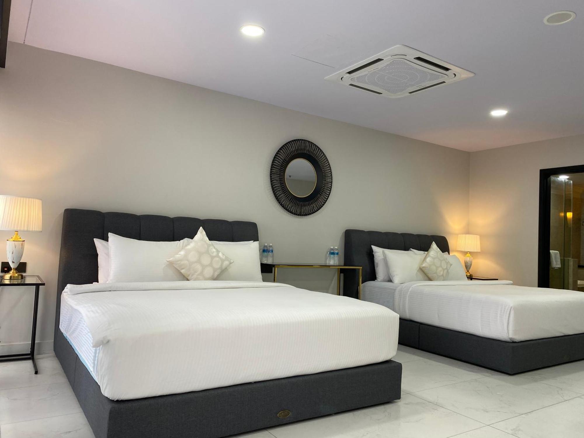 Serviced Apartments @ Times Square Куала Лумпур Екстериор снимка